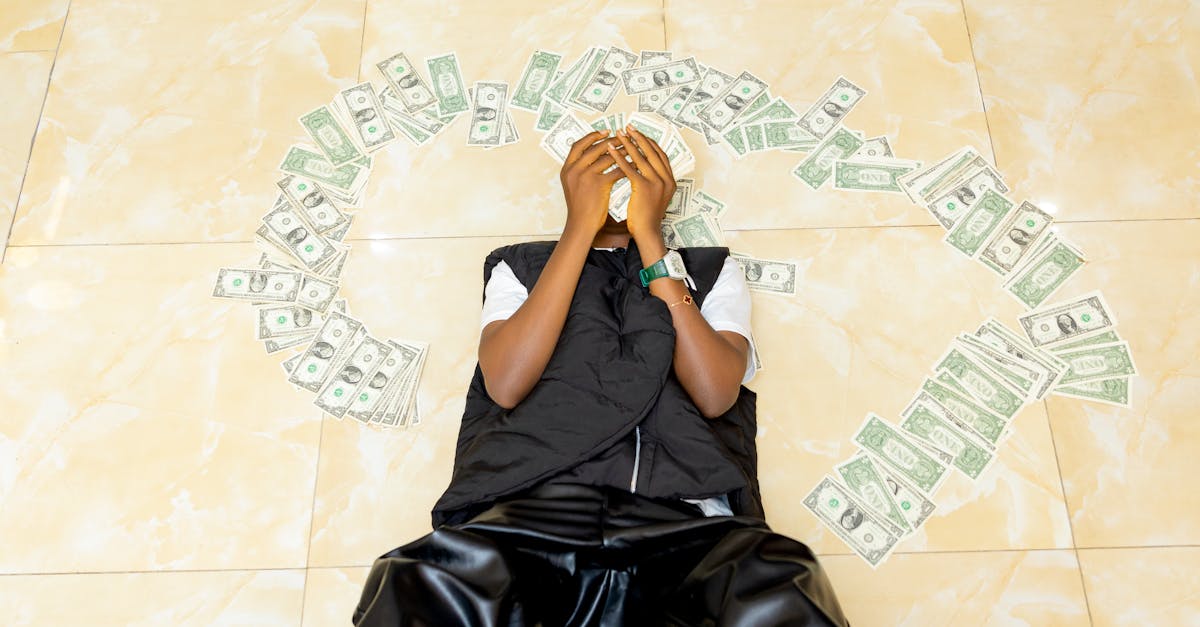 42 青少年靠網絡副業賺錢 每所高中都有高收入學生的秘密