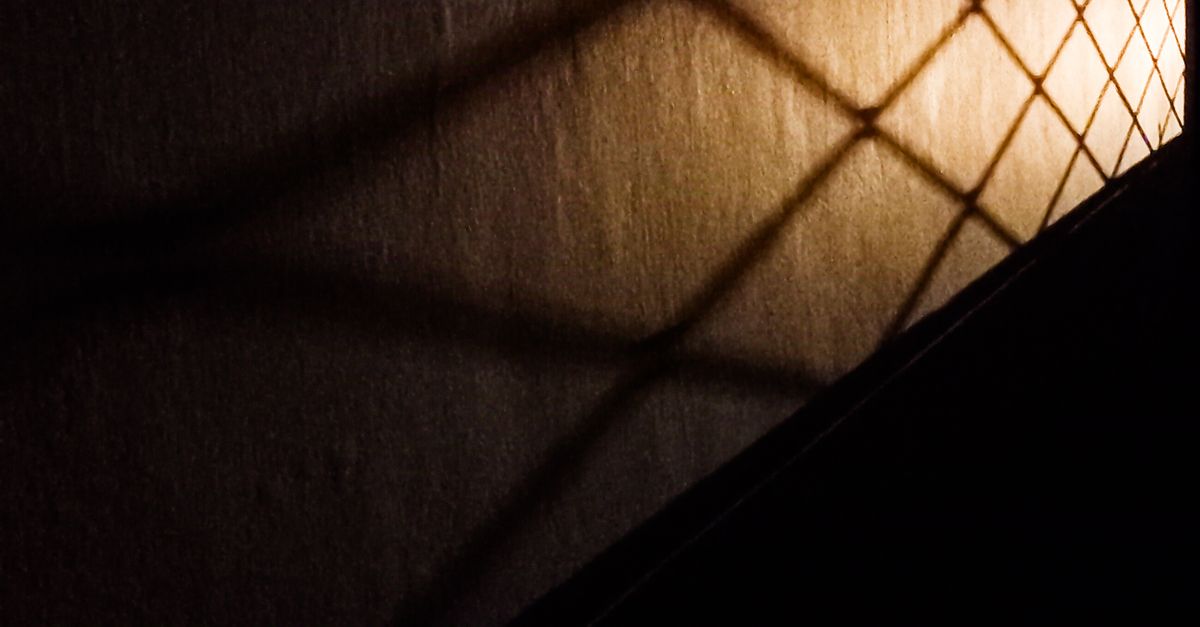 Abstract Light and Shadow Pattern on Wall · Free Stock Photo