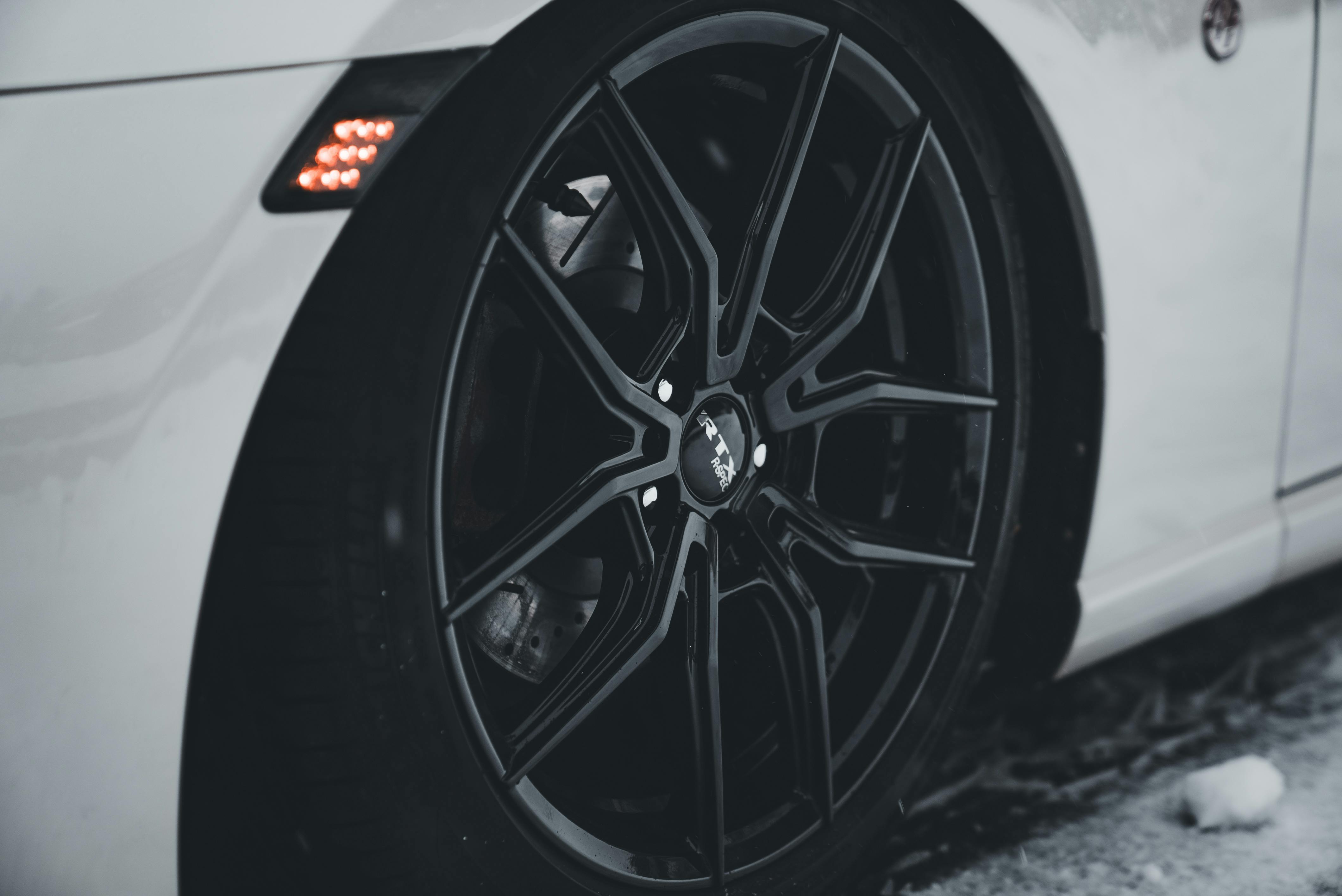 fitment architecture vehicle parts data — Photo by Erik Mclean on Pexels