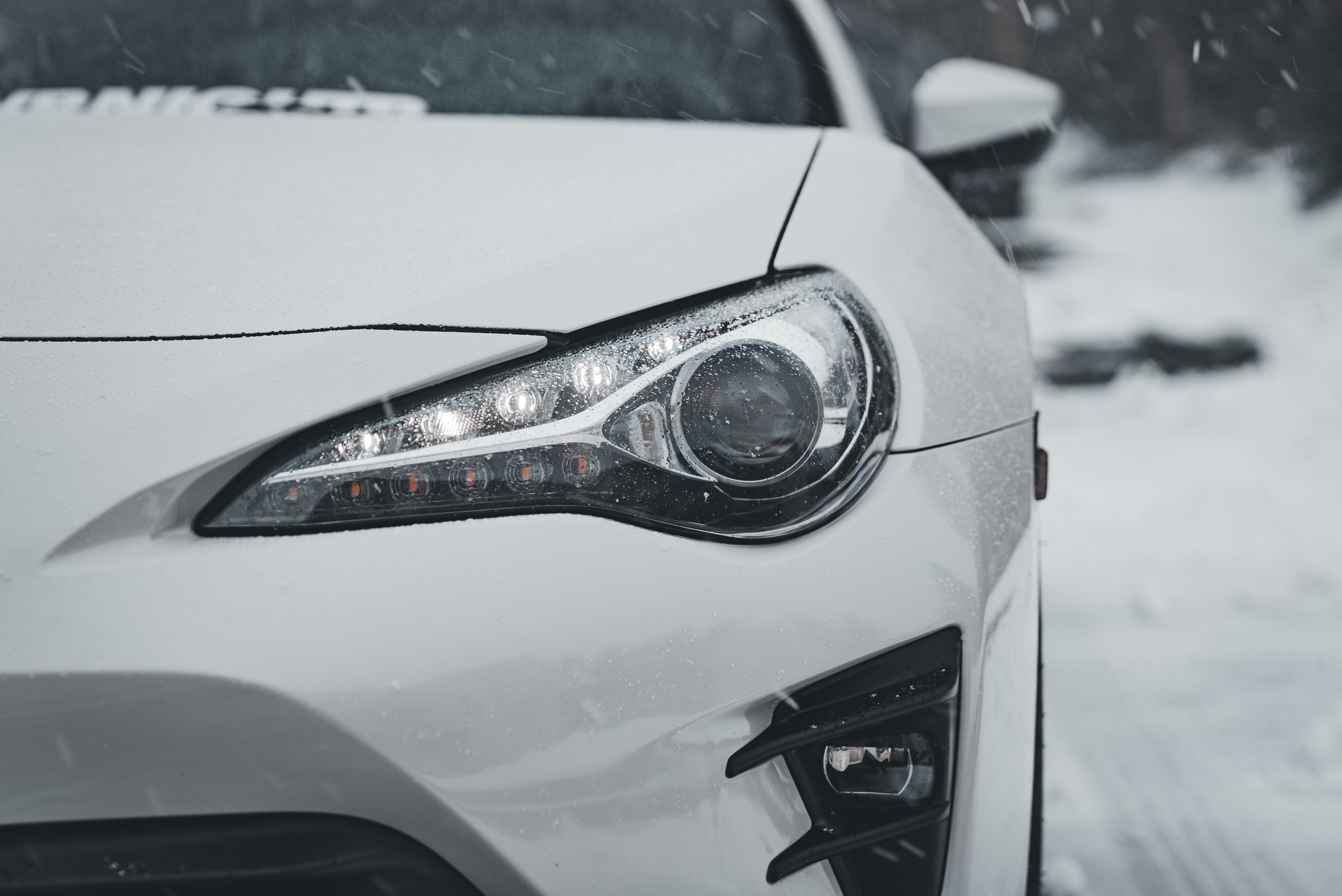 general automotive — Photo by Erik Mclean on Pexels