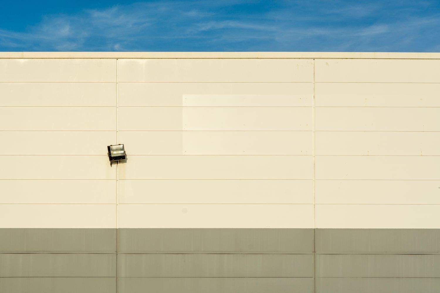 Plain Building Photos, Download The BEST Free Plain Building Stock ...