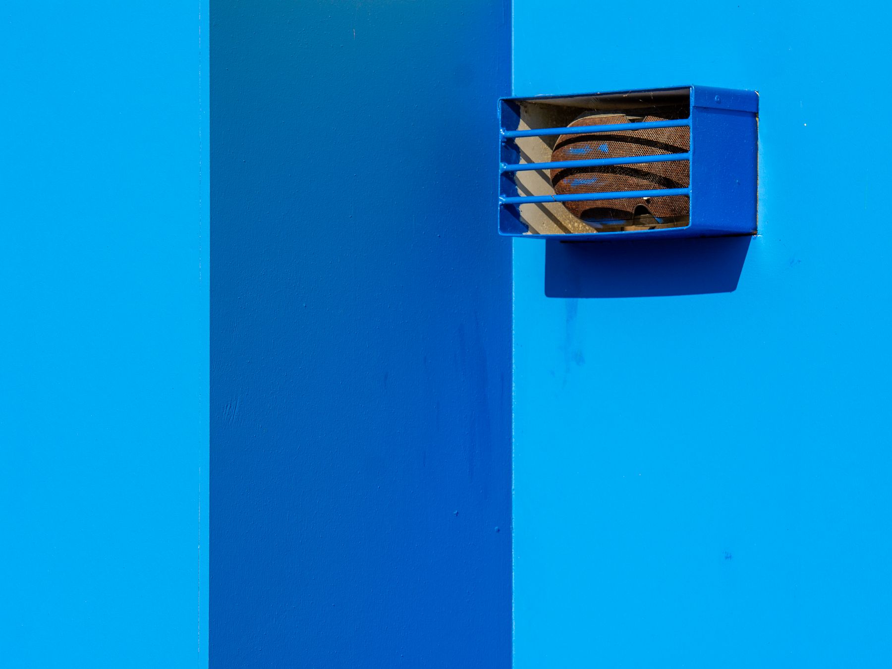 Masonry and Render Painting in Arkley — a freshly painted, spotless finish
