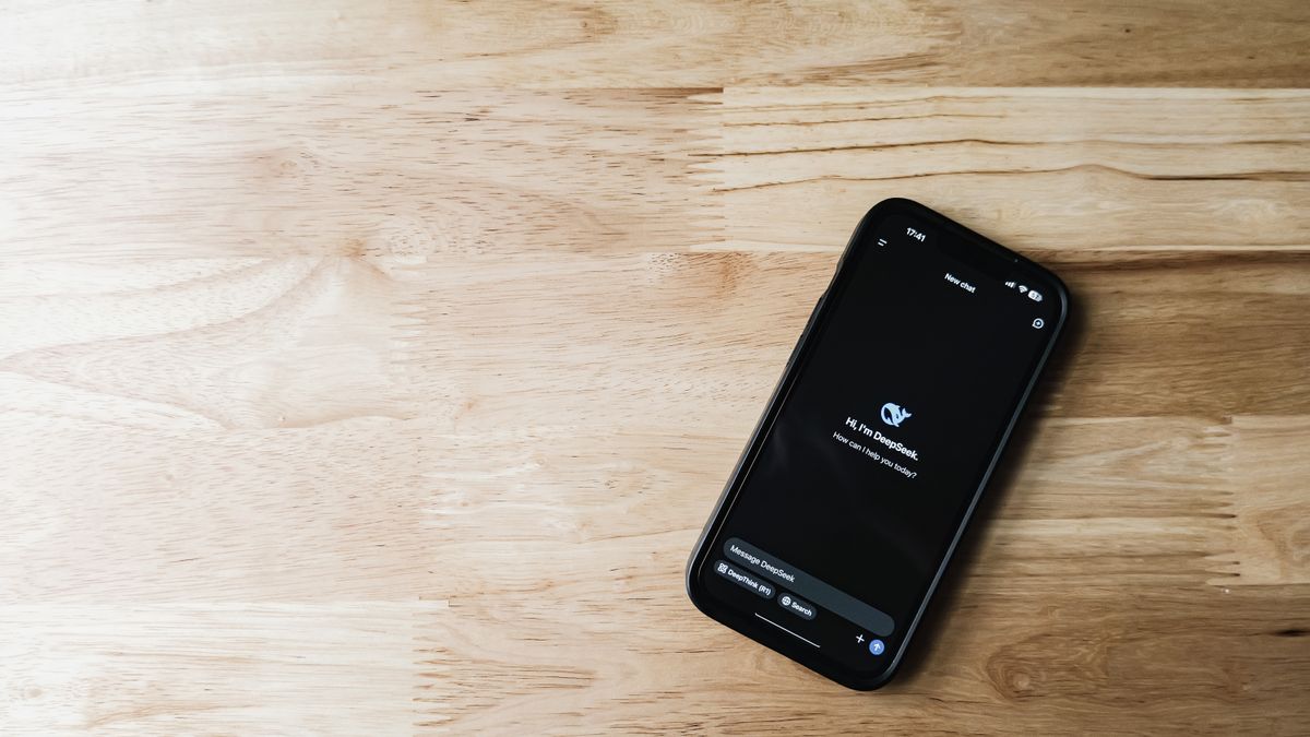 Google traz assistente Gemini IA ao Apple CarPlay