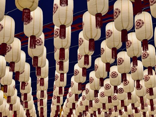 Rows of paper lanterns overhead — Shuaizhi Tian on Pexels
