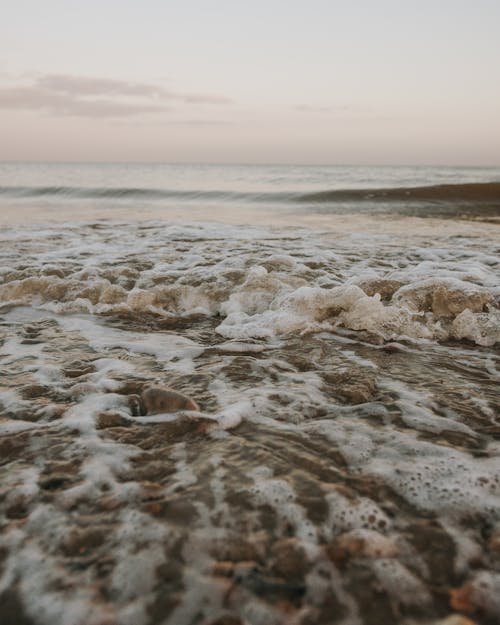 Безкоштовне стокове фото на тему «берег, берег моря, вода»