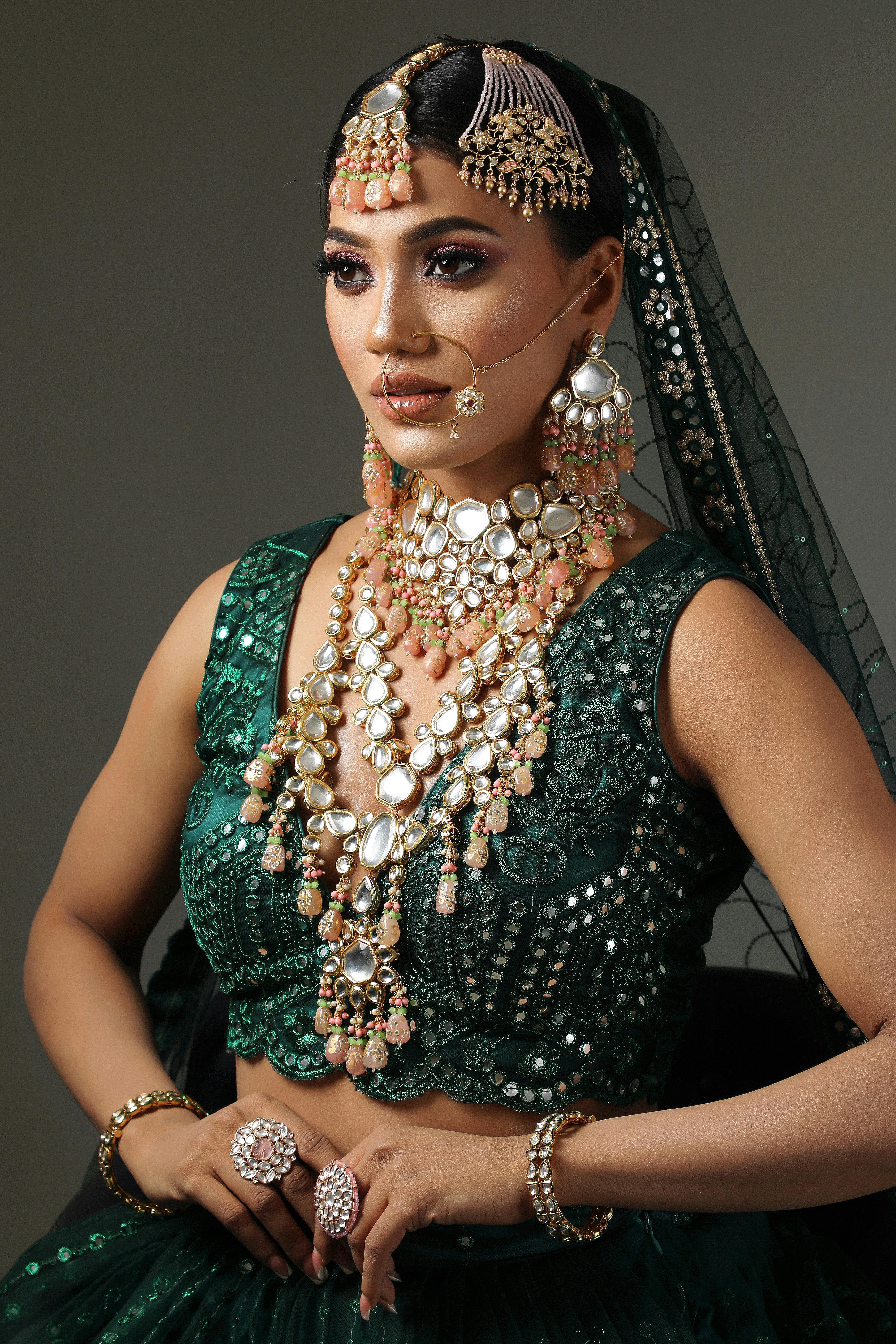 Bridget Moynahan Nude: Discover Stunning Images and Secrets Now!