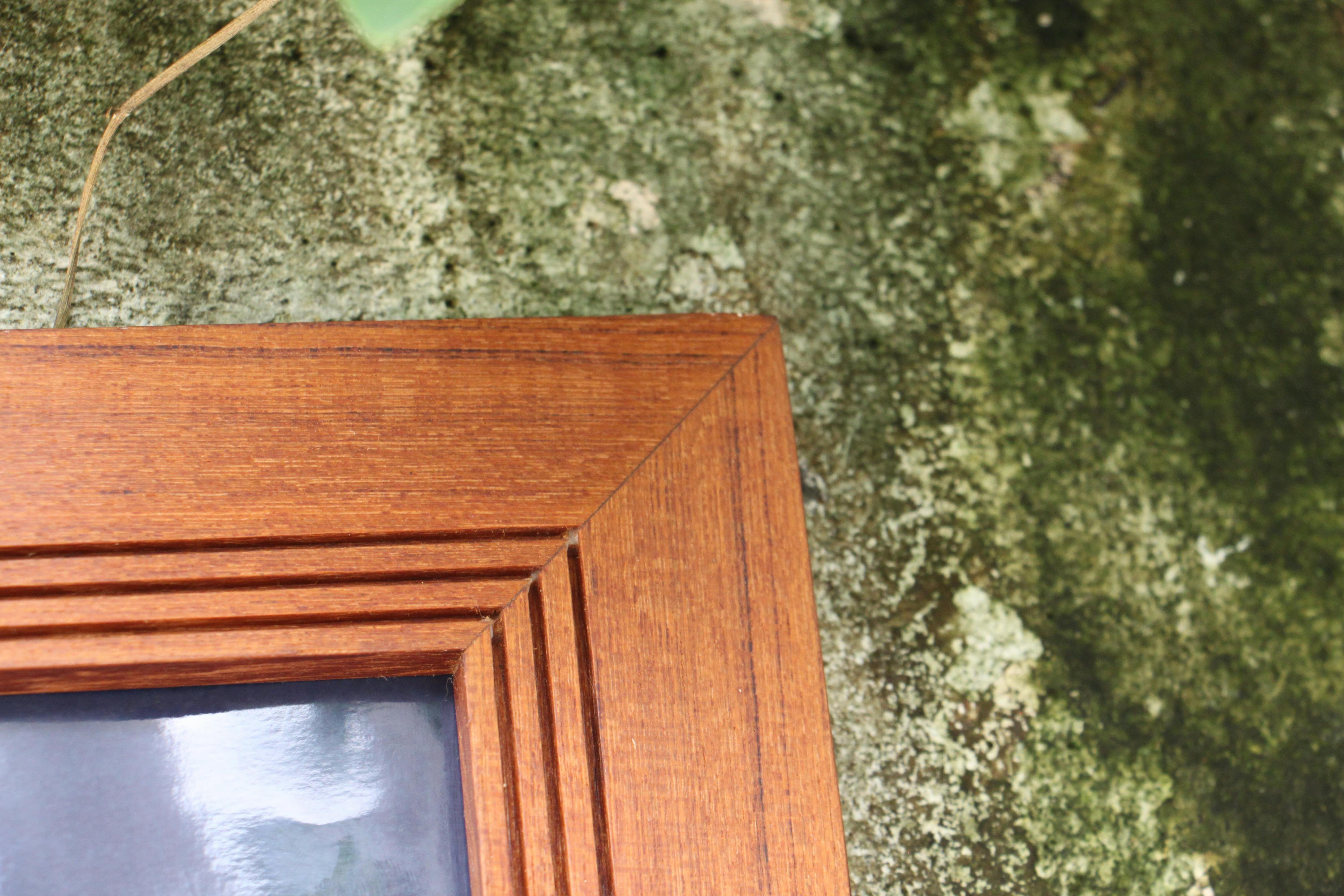 teak wood frames.in · Pexels