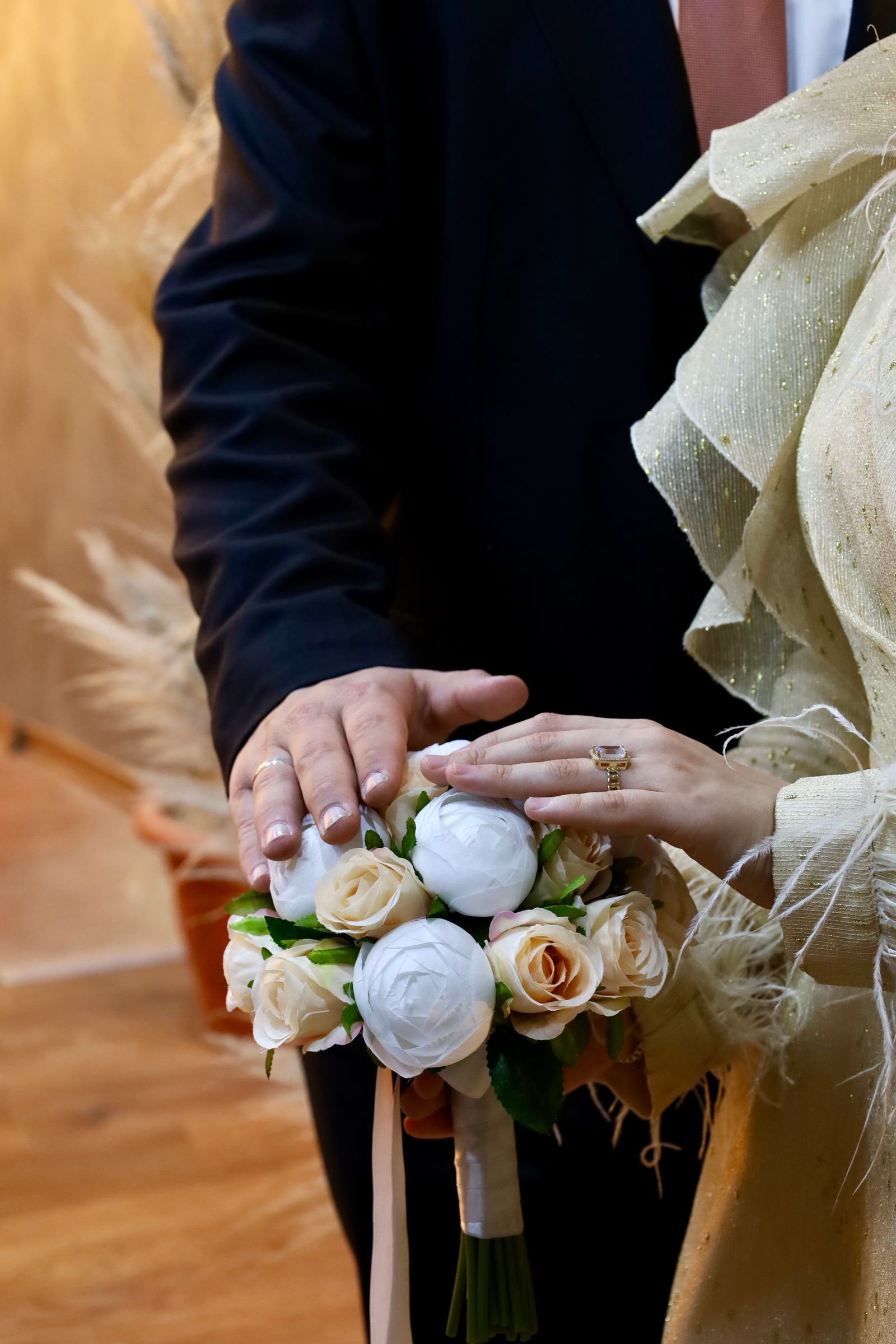 Couple With Wedding Ring Photos, Download The BEST Free Couple With ...