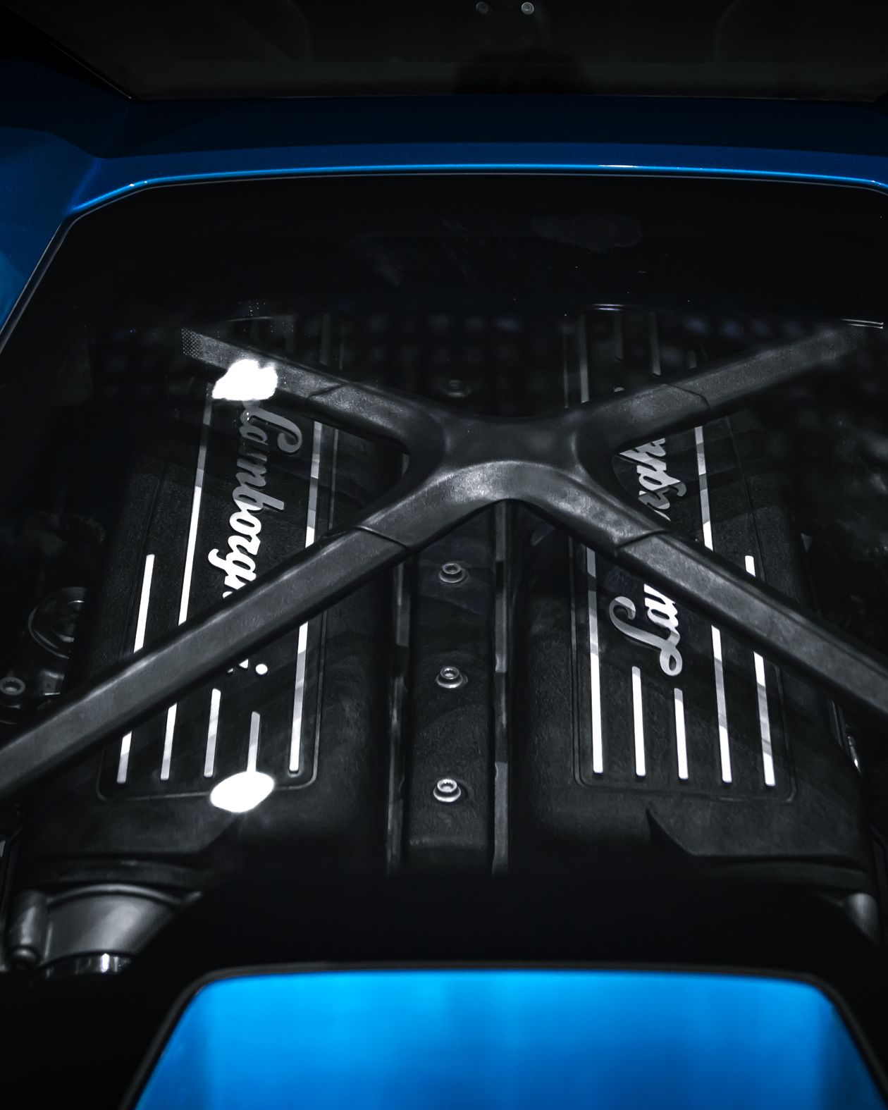 Lamborghini Huracan naturally aspirated V10 engine