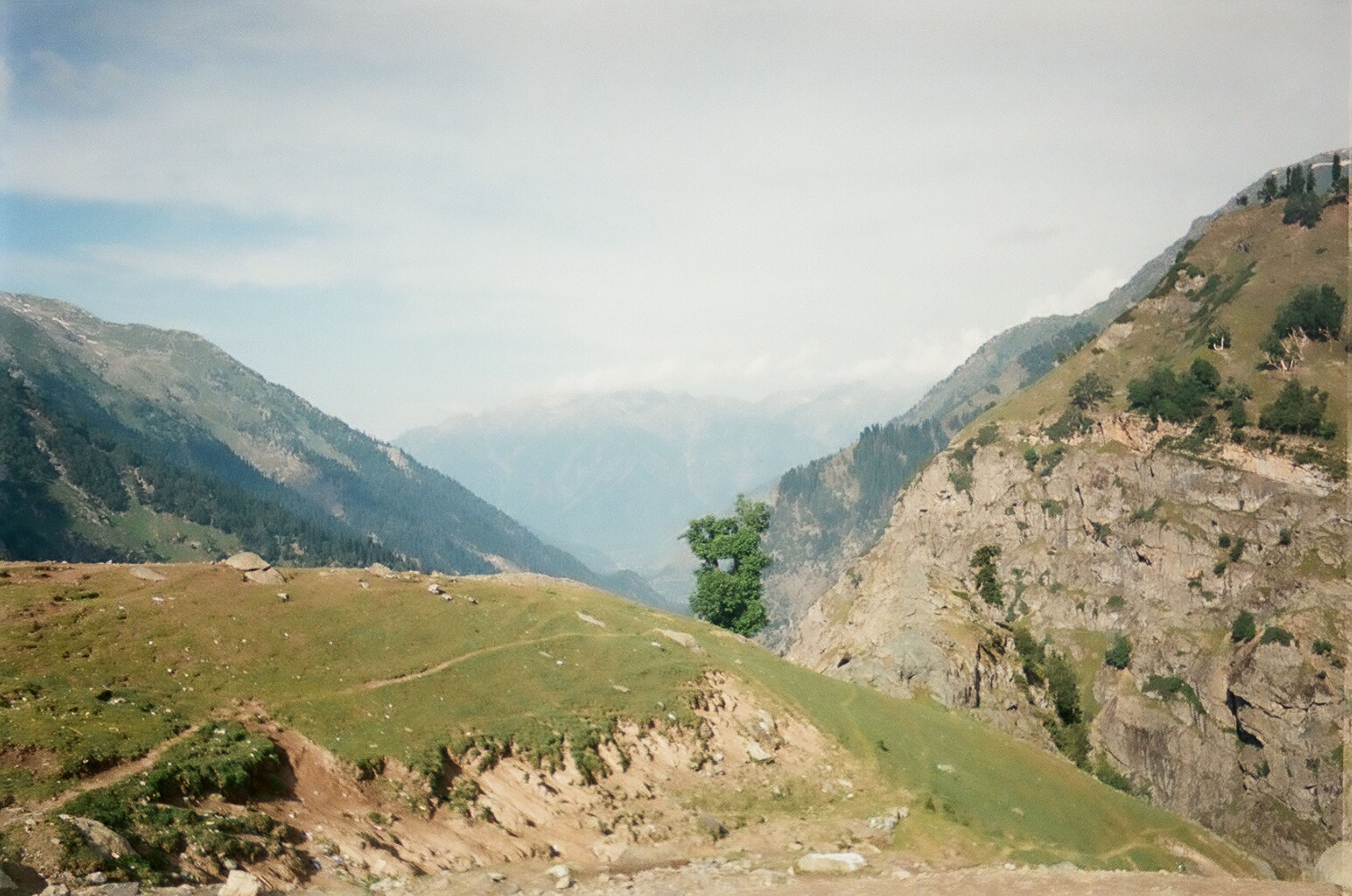 Breathtaking Mountain Landscape with Lush Valleys · Free Stock Photo