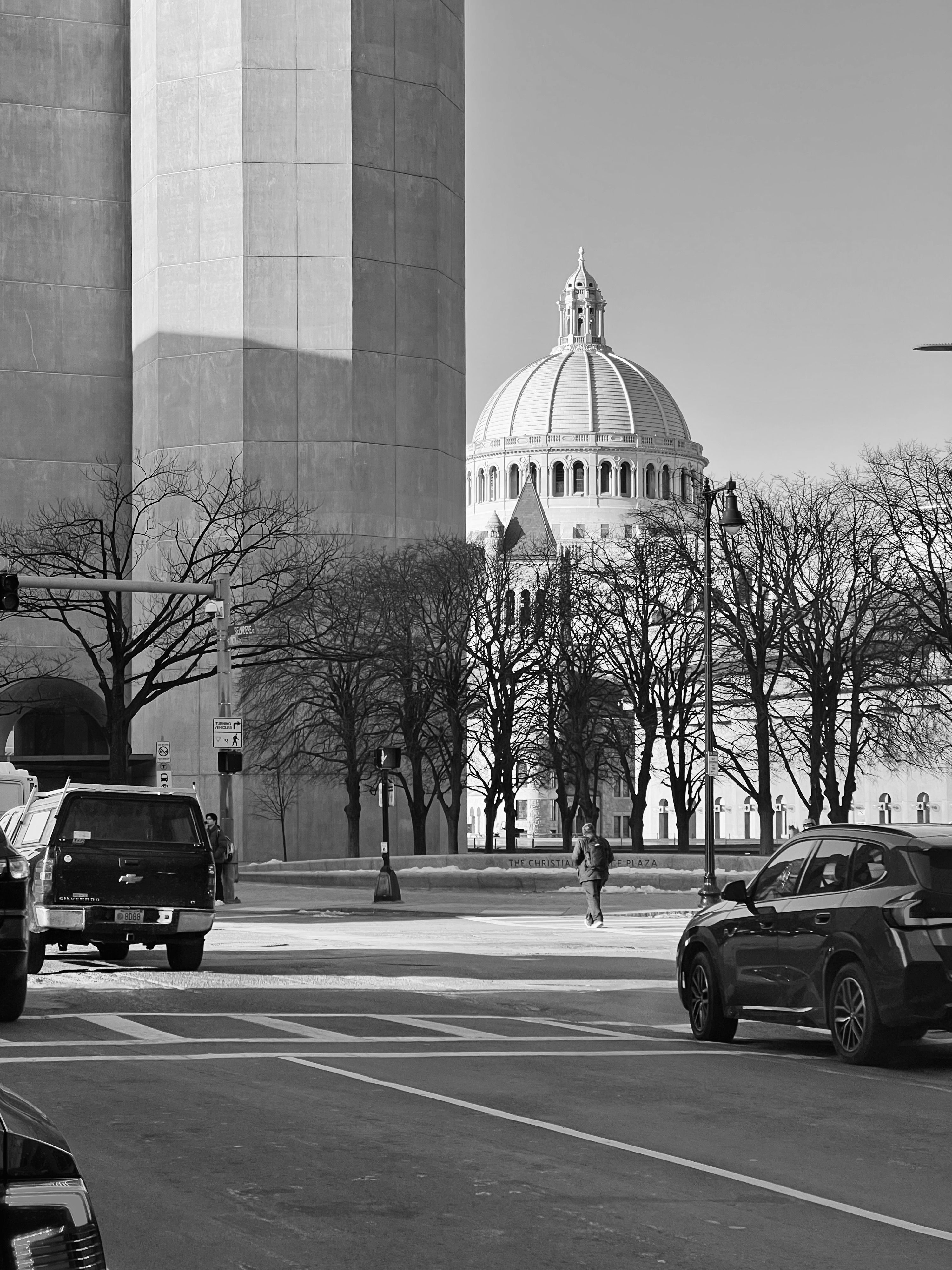 Urban Street Scene with Historic Dome in Black and White · Free Stock Photo