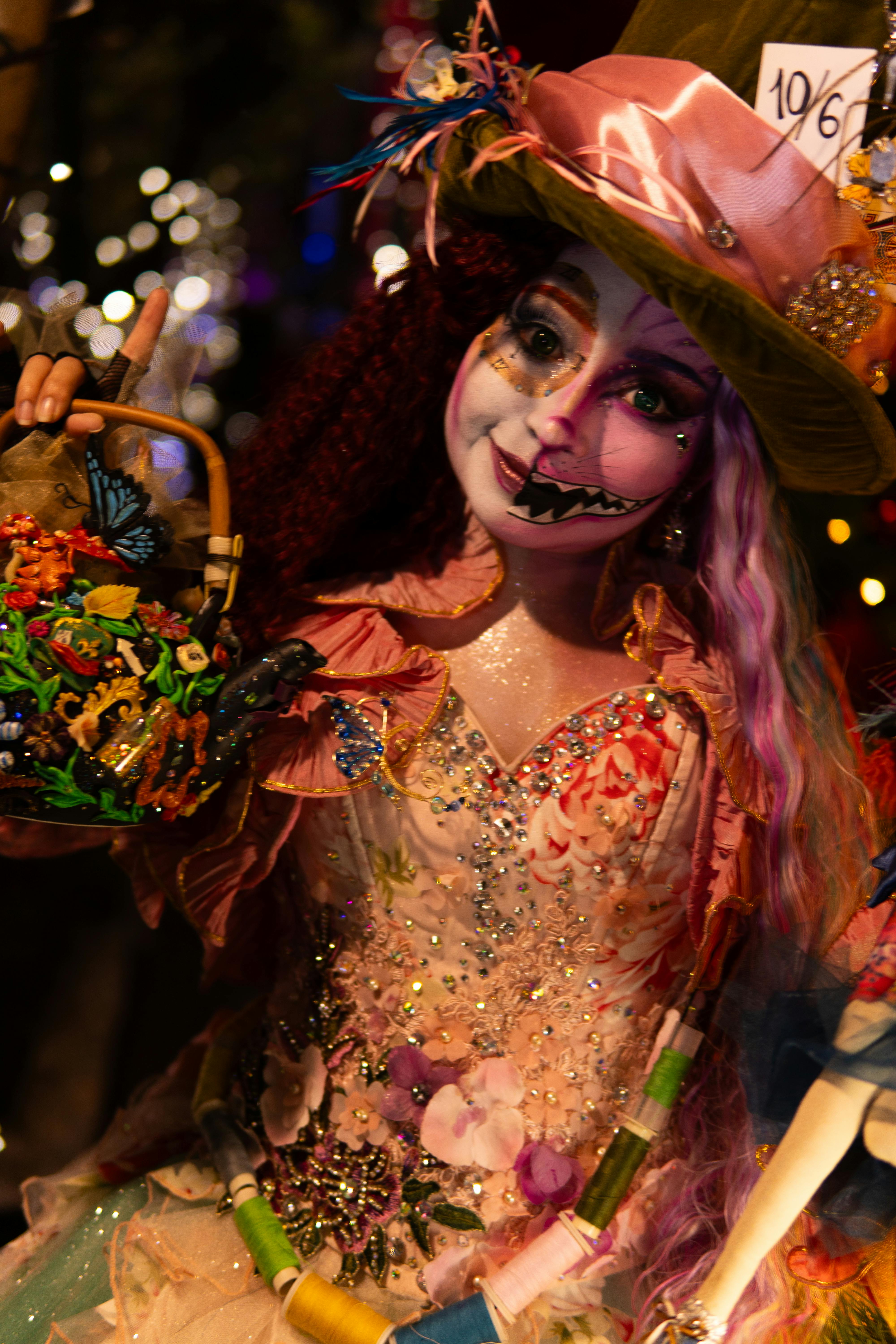 Ücretsiz alice harikalar diyarında, cadılar bayramı kostümü, çılgın şapkacı içeren Ücretsiz stok fotoğraf Stok Fotoğraflar