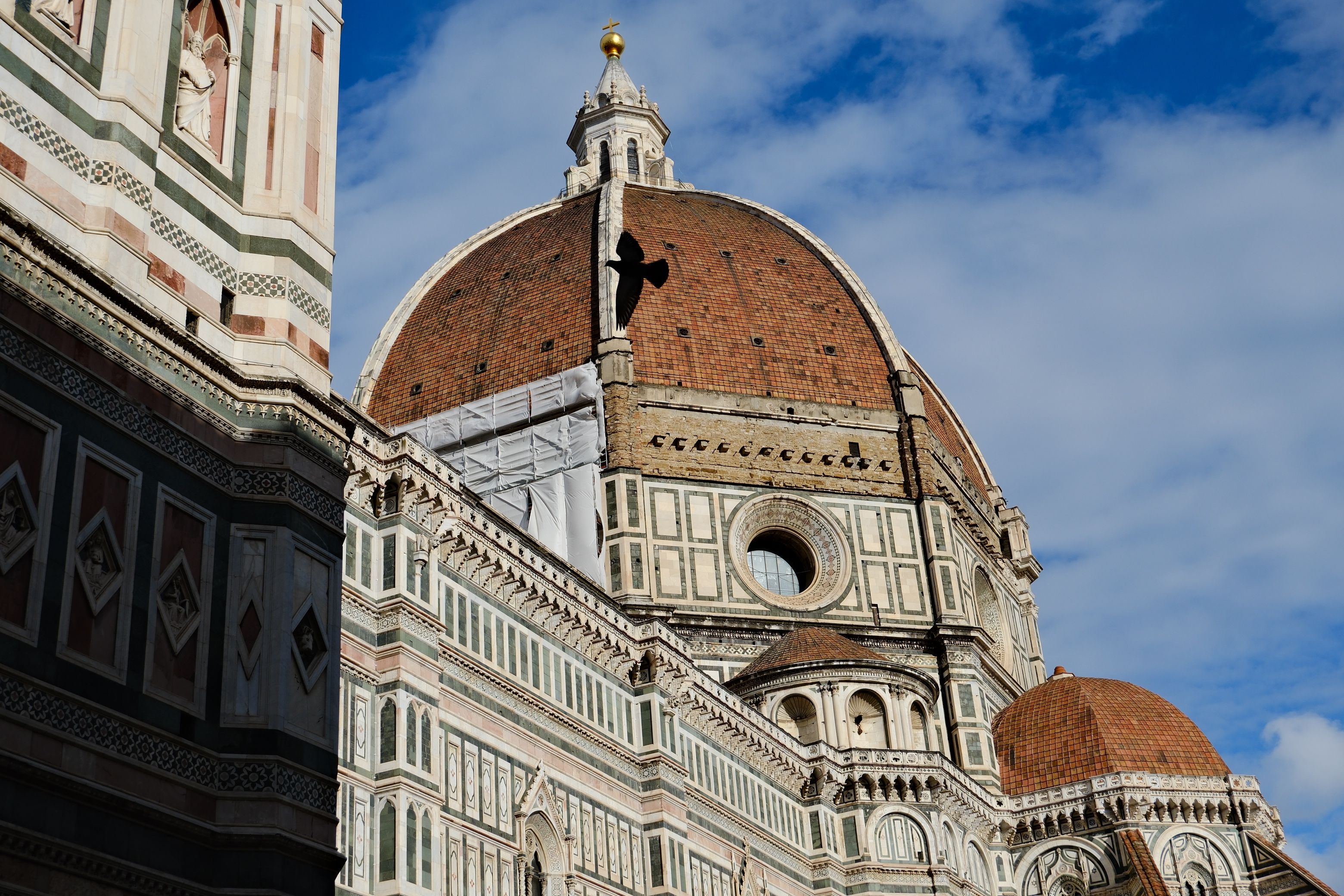 Florence Cathedral Dome against Blue Sky · Free Stock Photo