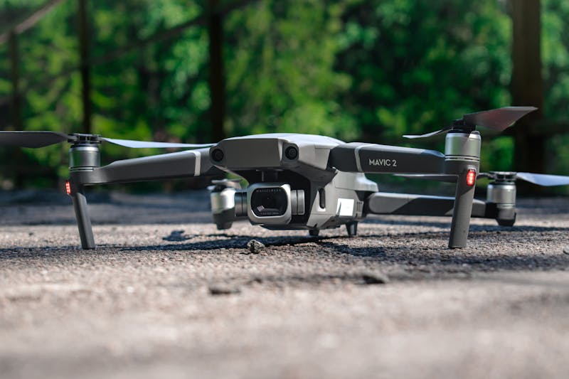 Componentes electrónicos y montaje de proyectos