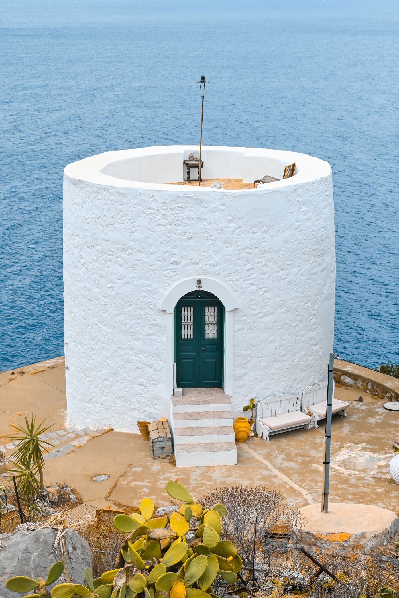 Maison blanche sur la mer