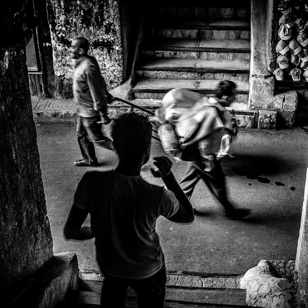 Stoke Canon — movers carrying boxes for a flat move