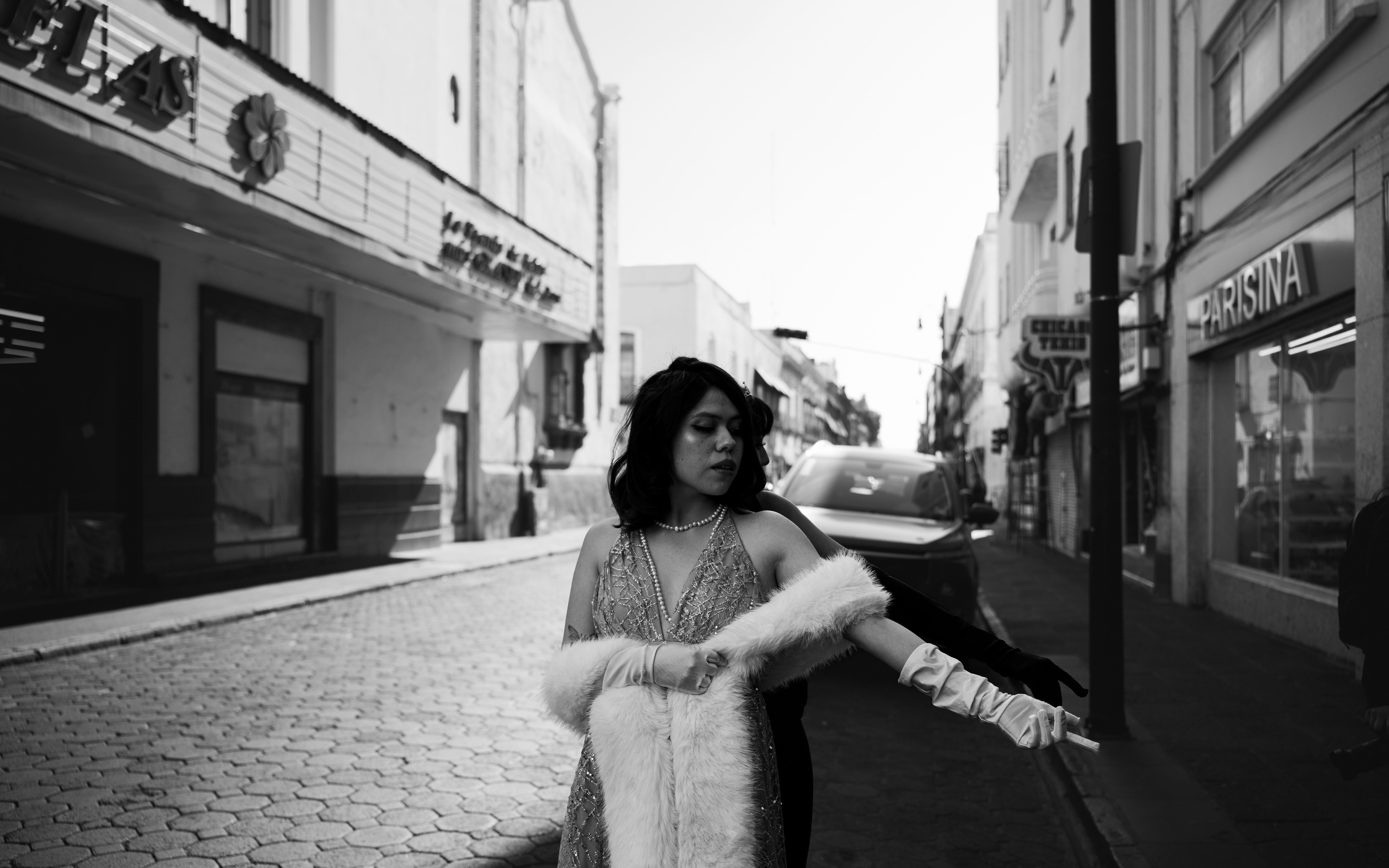 Lady On Street Photos, Download The BEST Free Lady On Street Stock ...