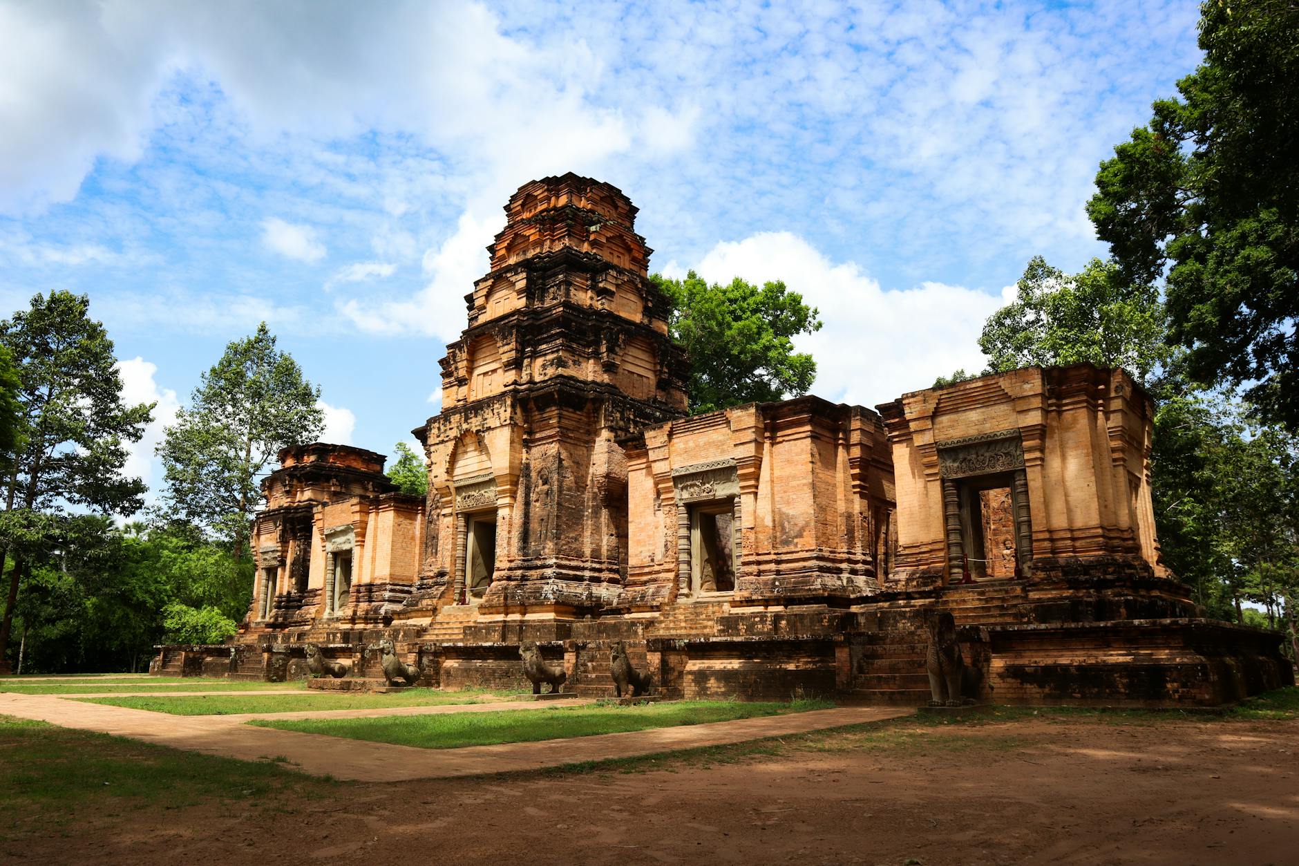 Popular sights in Siem Reap Landmarks in Siem Reap
