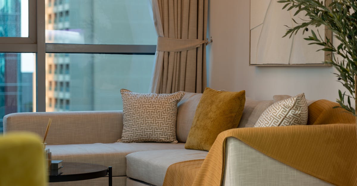 Comparatif : Canapé-lit vs Banquette convertible