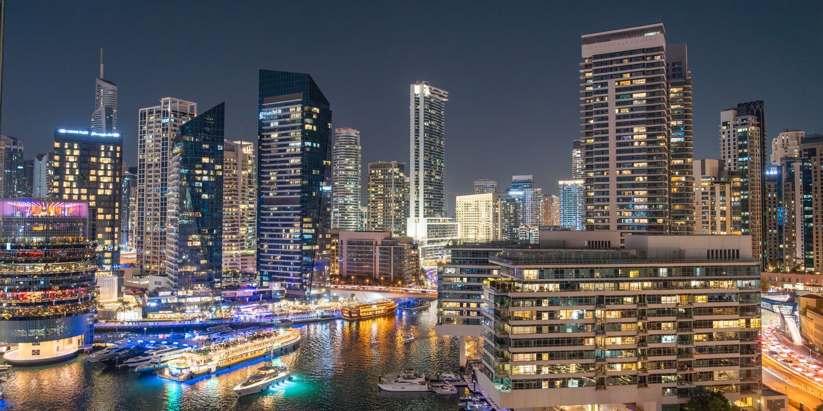 Dubai Marina Skyline
