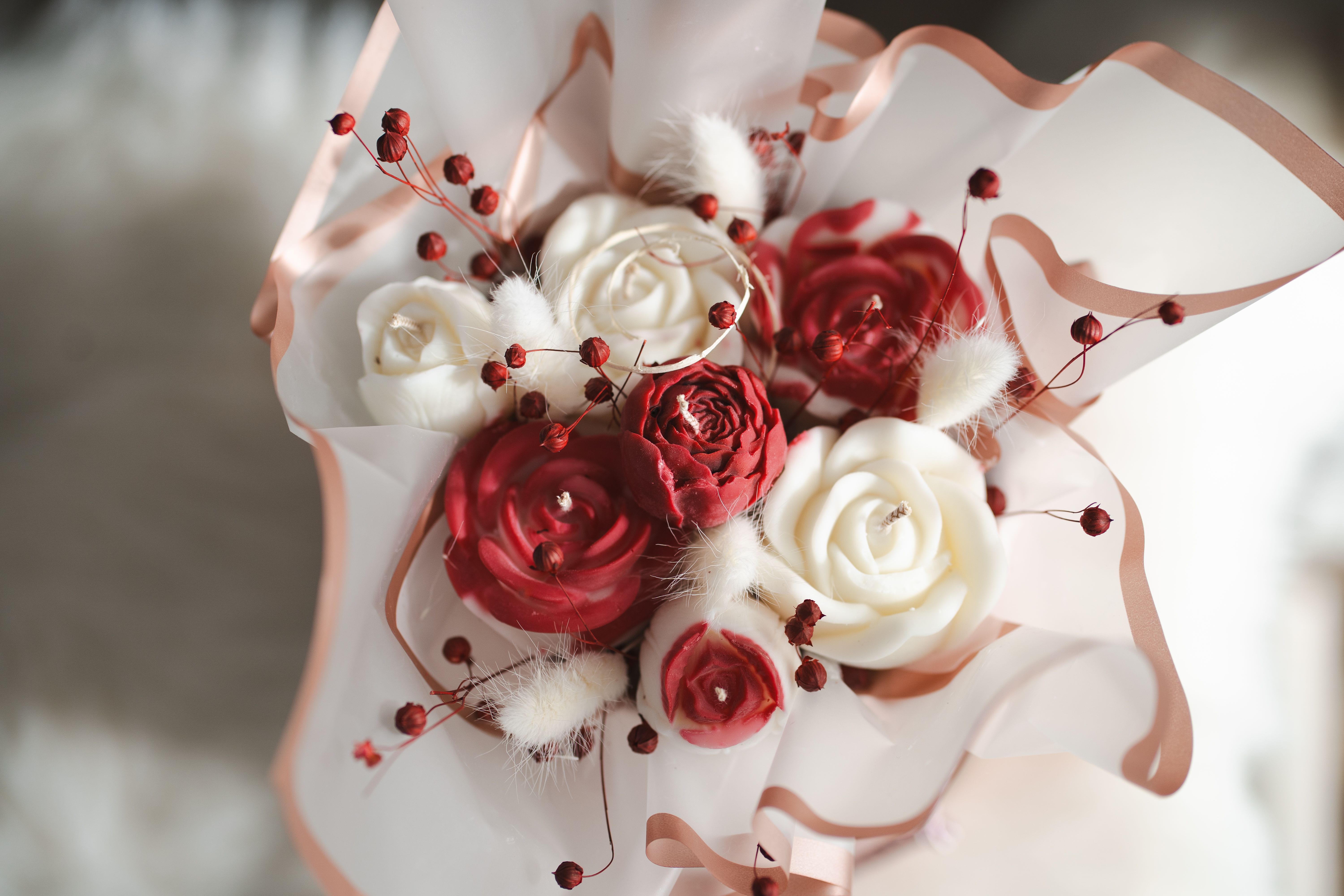 floral candle with jasmine and rose