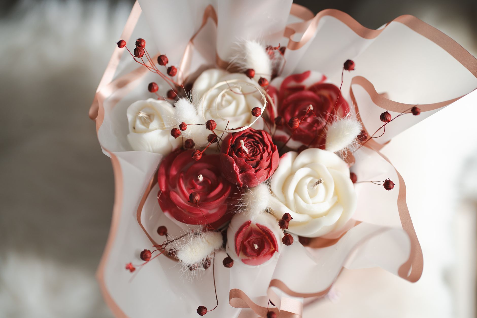 floral candle with jasmine and rose