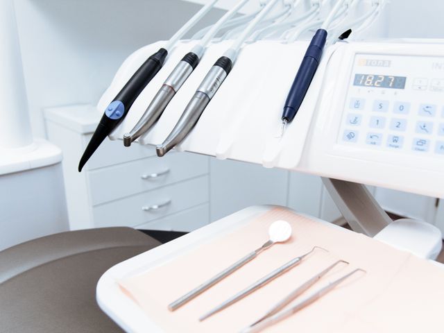 Tray of hand instruments laid out for an exam