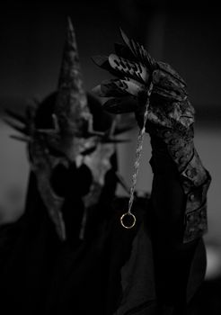 LEGO Icons The Lord of The Rings: Sauron's Helmet - Building Set for Adults, Ages 18+ - Bedroom, Home Office, Book Shelf Decor - with Sauron Minifigure - Gift for LOTR Fans - 11373