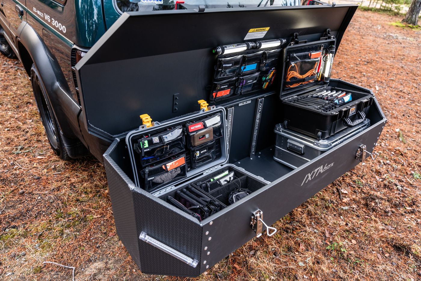 Organized vehicle storage