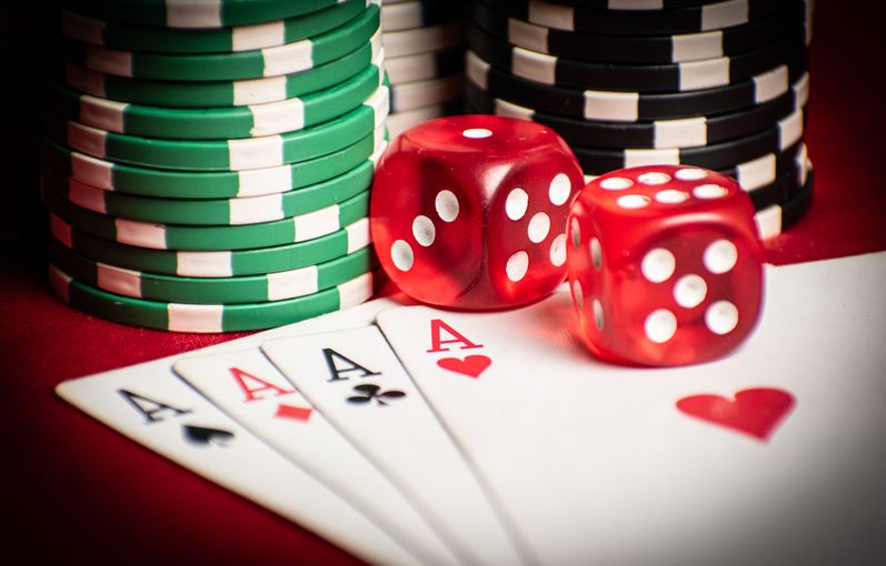 Online Casino: Spielautomaten und Live-Spiele im Überblick