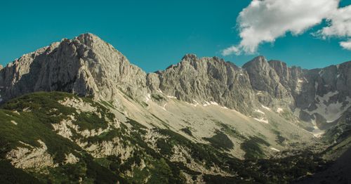 Free Scenic view of towering mountains in Žabljak, highlighting natural beauty. Stock Photo