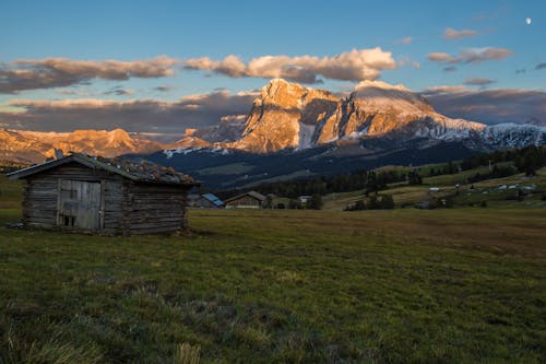 Foto Von Rocky Mountains Während Der Morgendämmerung