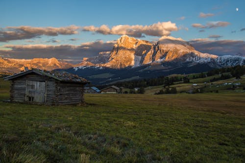 Photo Des Montagnes Rocheuses à L'aube