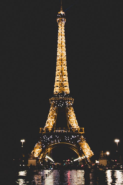 Miễn phí Tháp Eiffel Vào Ban đêm Ảnh lưu trữ