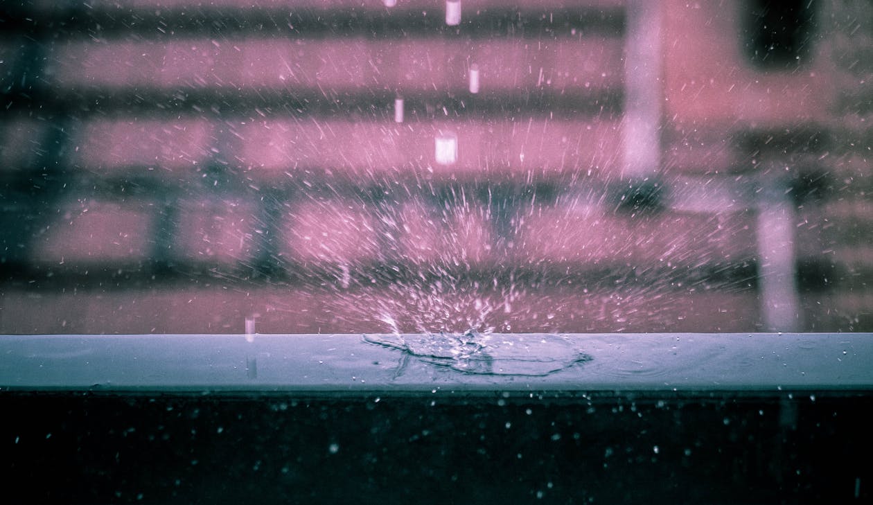 Free Water Drops Stock Photo