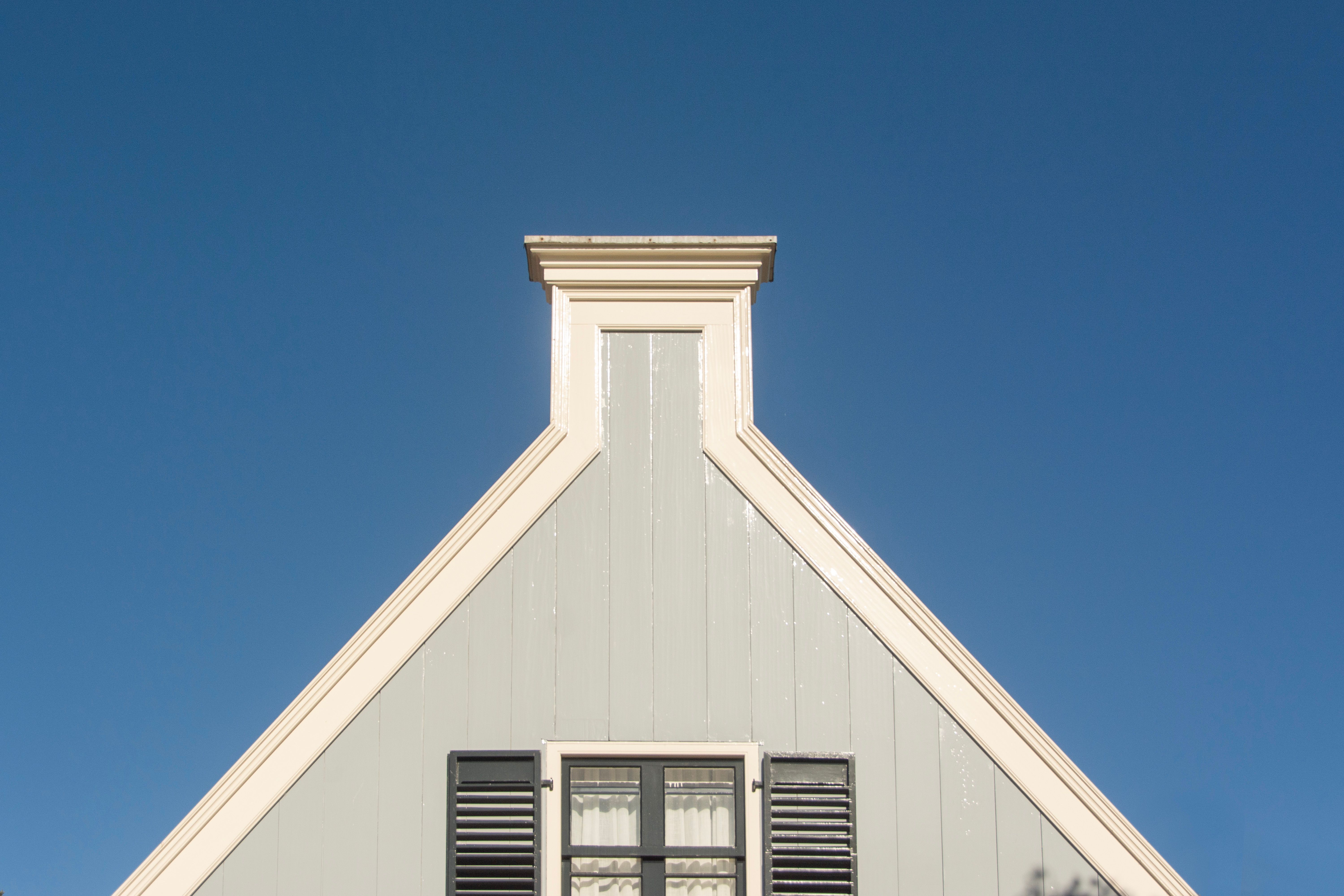 House Painting in Erith — dust sheets down and the room fully protected