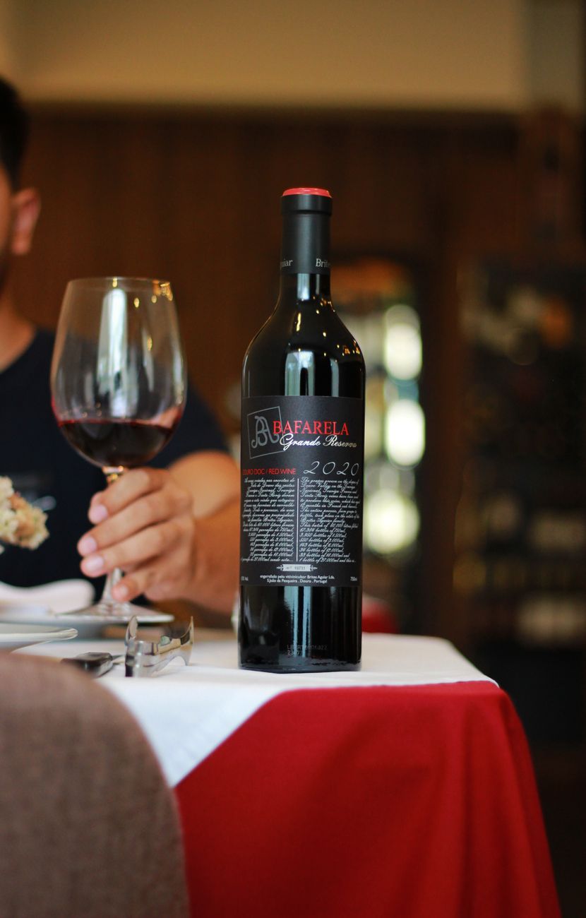 Vins sans alcool : 5 bouteilles à moins de 12€ qui bluffent vraiment les invités
