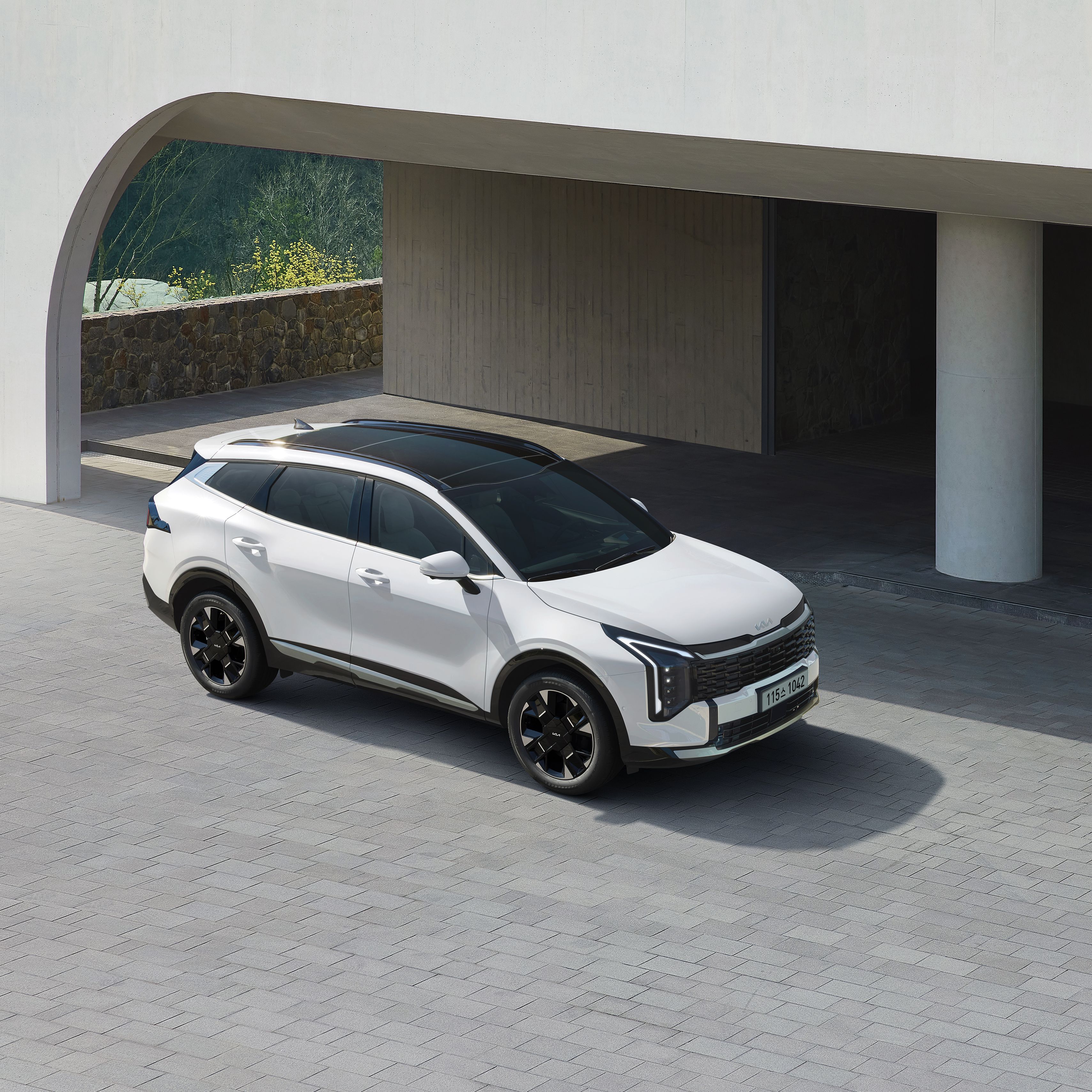 Kia Sportage 2024 thumbnail 3