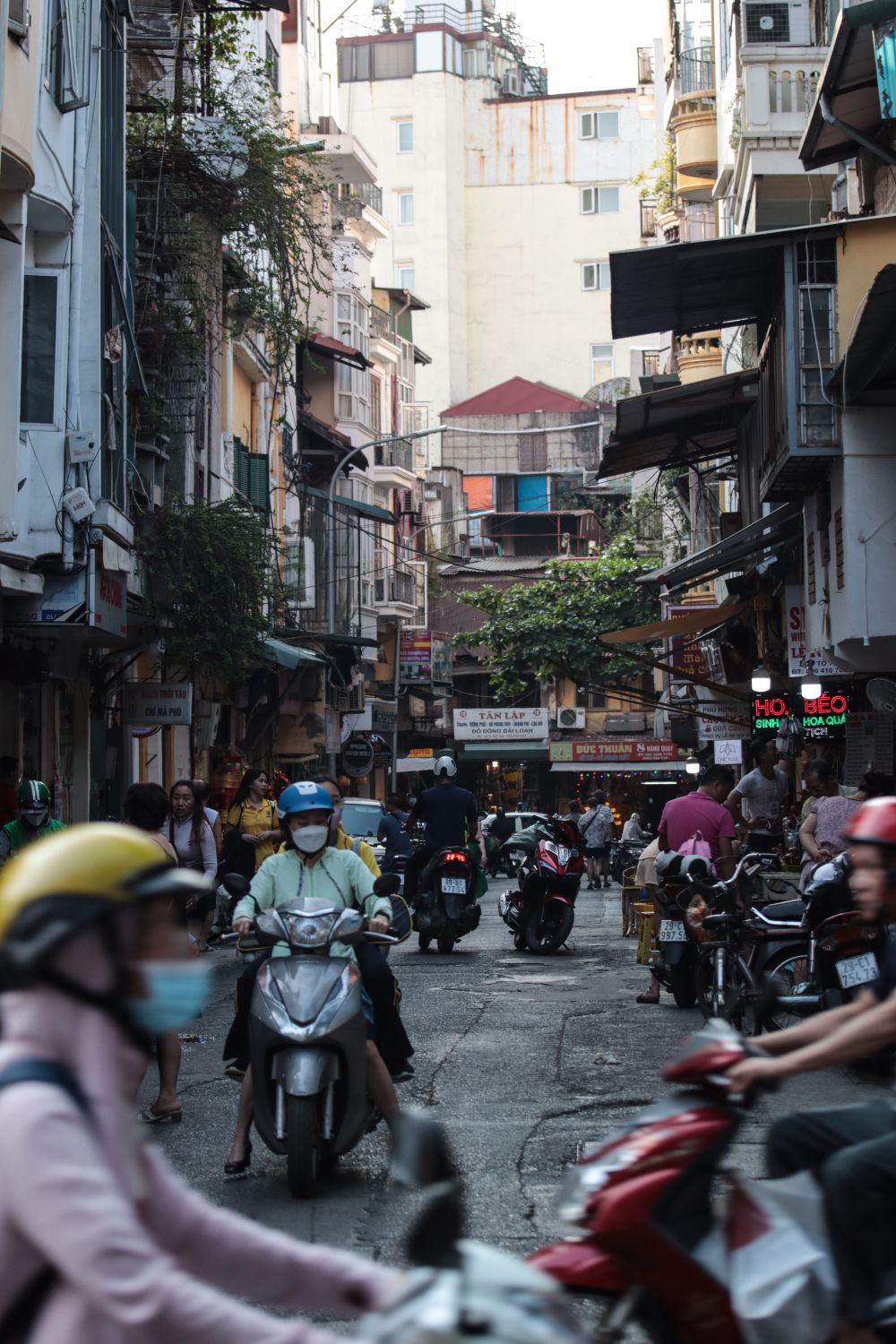 Vì Sao Nên Thuê Máy Ảnh Khi Đi Du Lịch Hà Nội