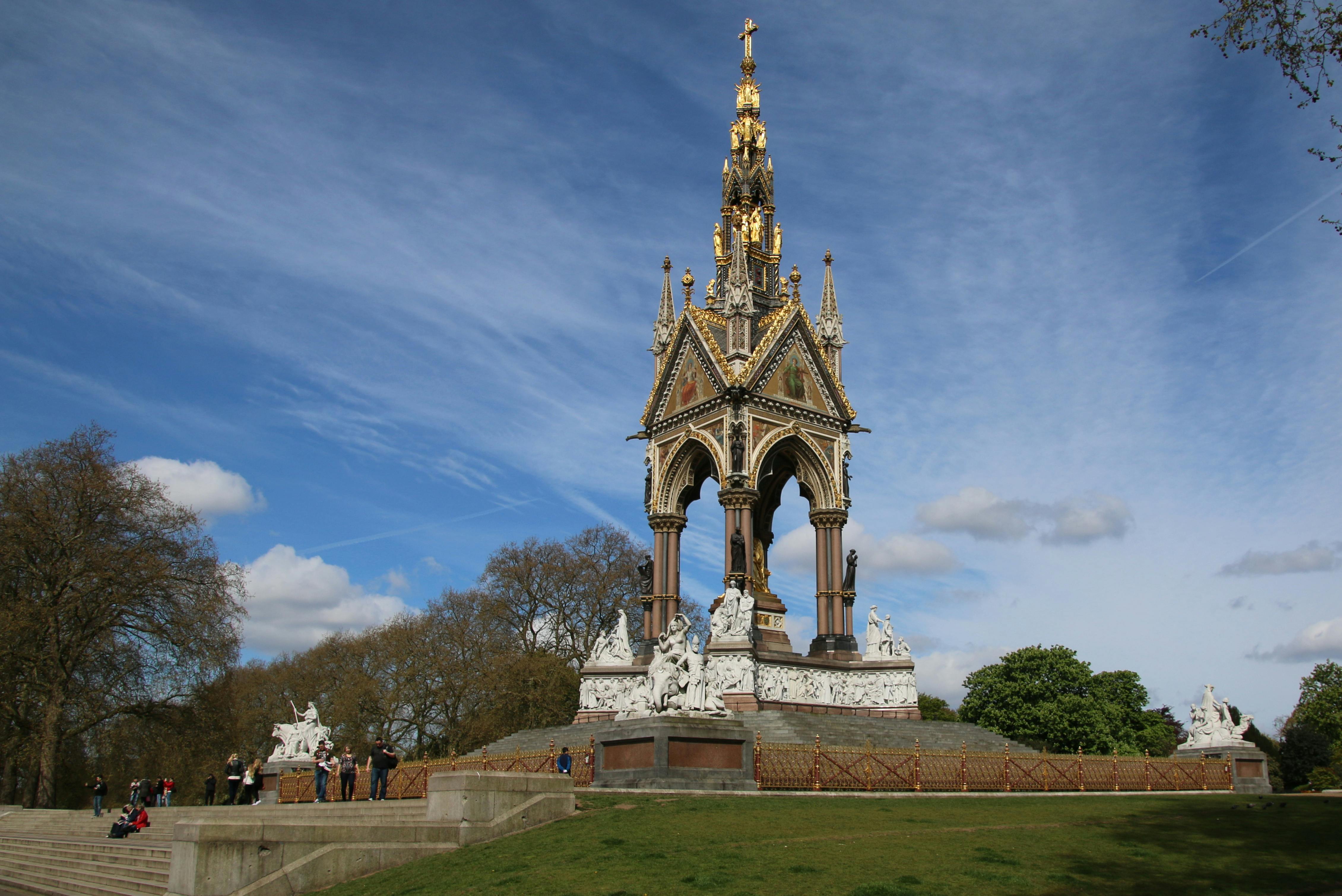 伦敦维多利亚公园Lido音乐节取消，CMAT乐队表示“心碎”，在英华人如何应对活动变动？