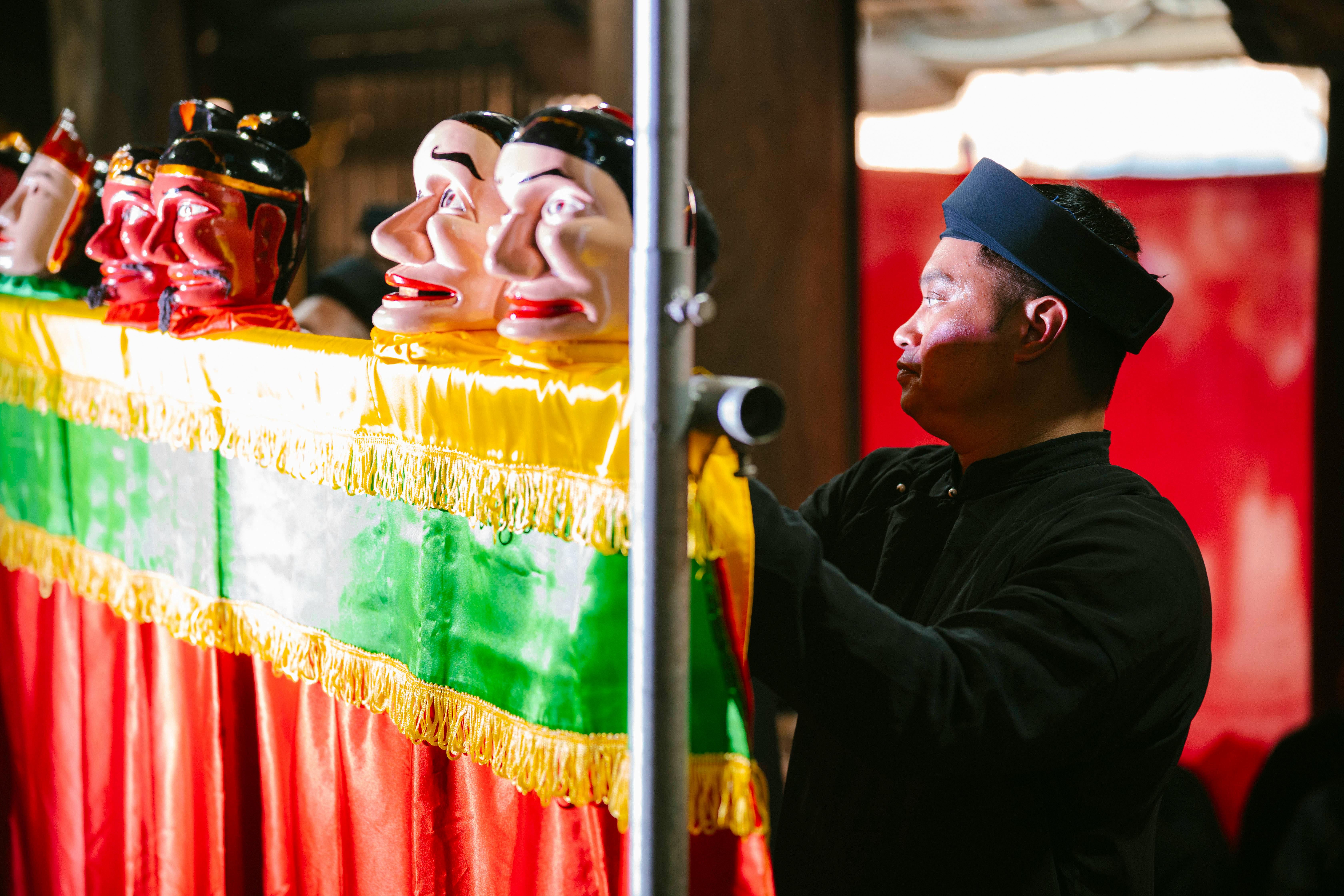 Kostenlos Traditioneller Puppenspieler Bei Der Arbeit Stock-Foto