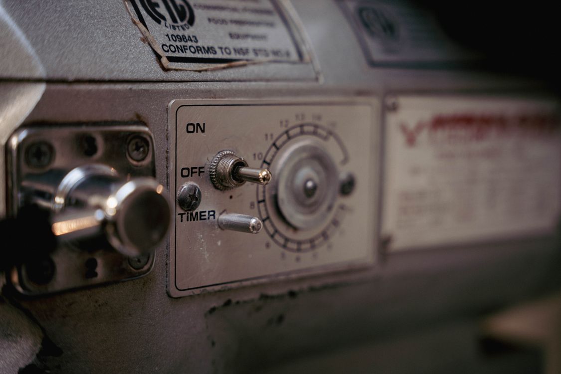 Vintage Industrial Machine Close-Up · Free Stock Photo