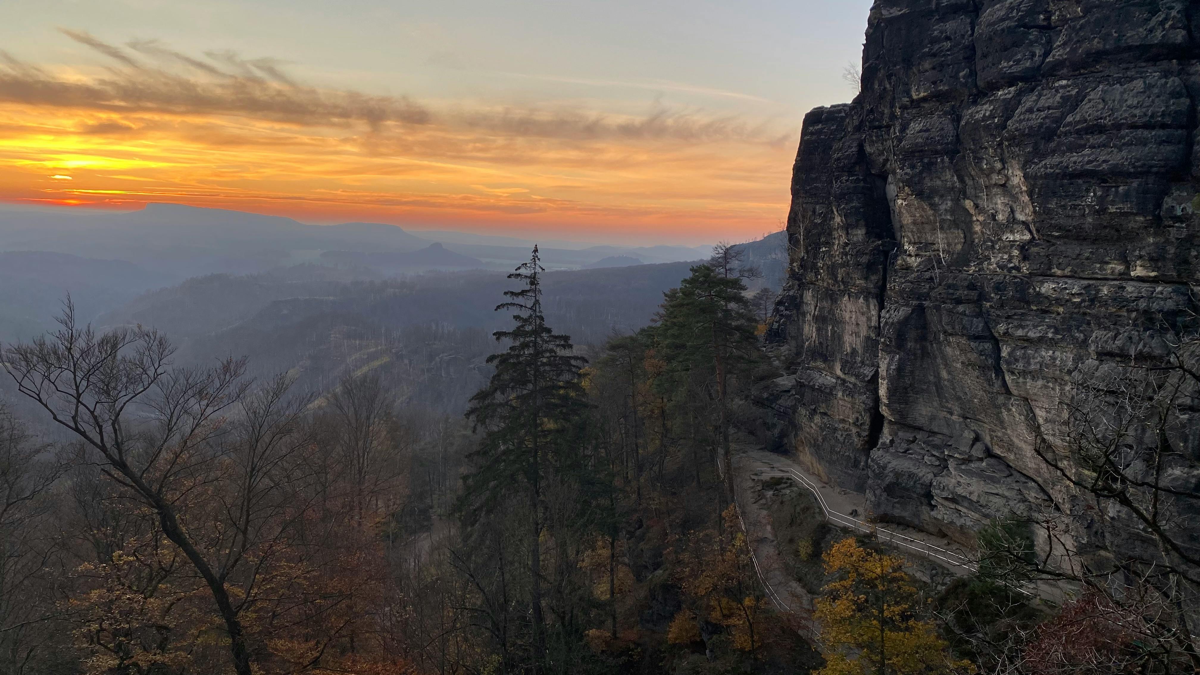 hiking trail in bohemian switzerland national park