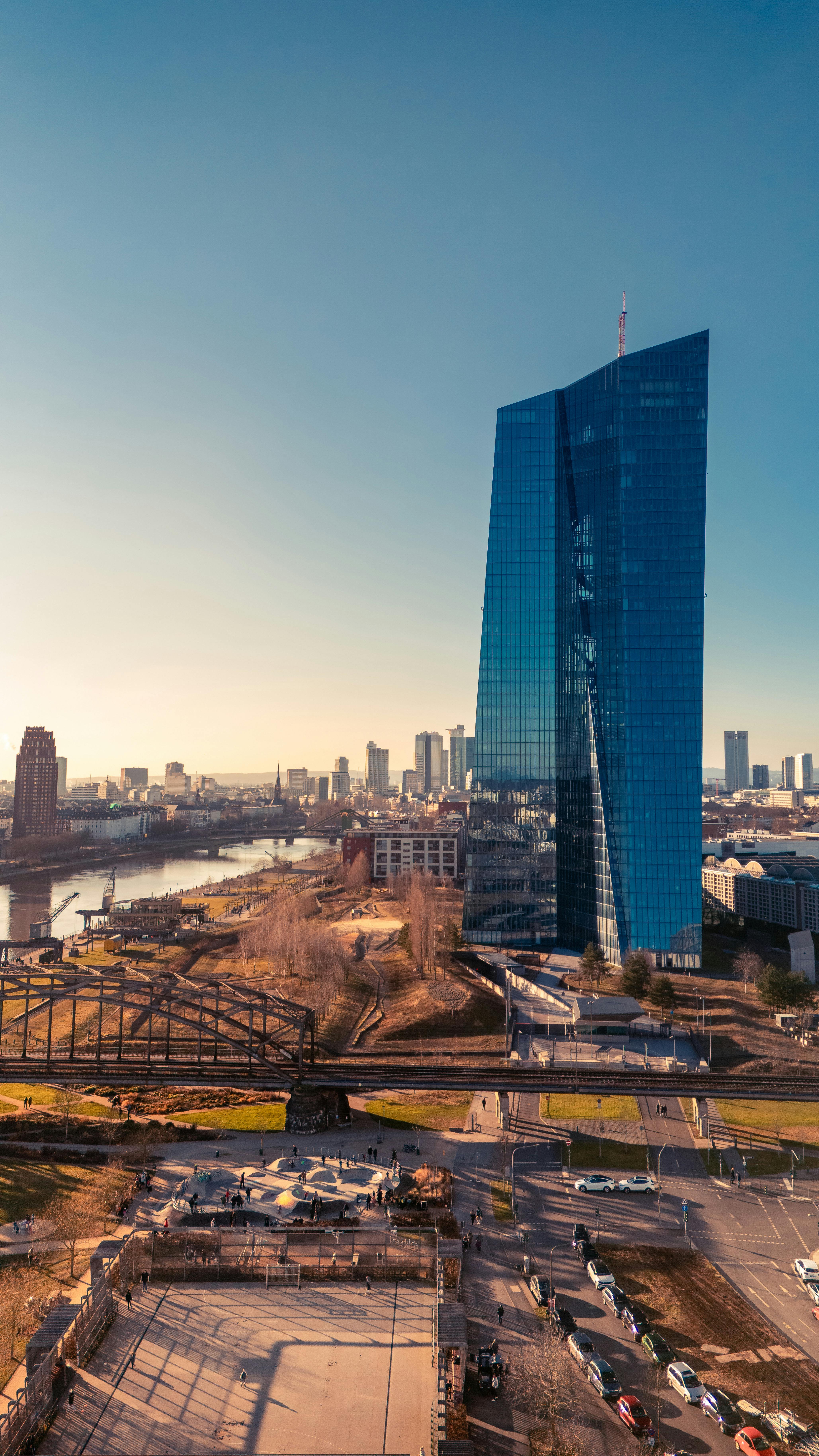 Bulgaria se pregăteşte de intrarea în „elita Europei” – Ce spune şeful BCE despre aderarea la zona euro