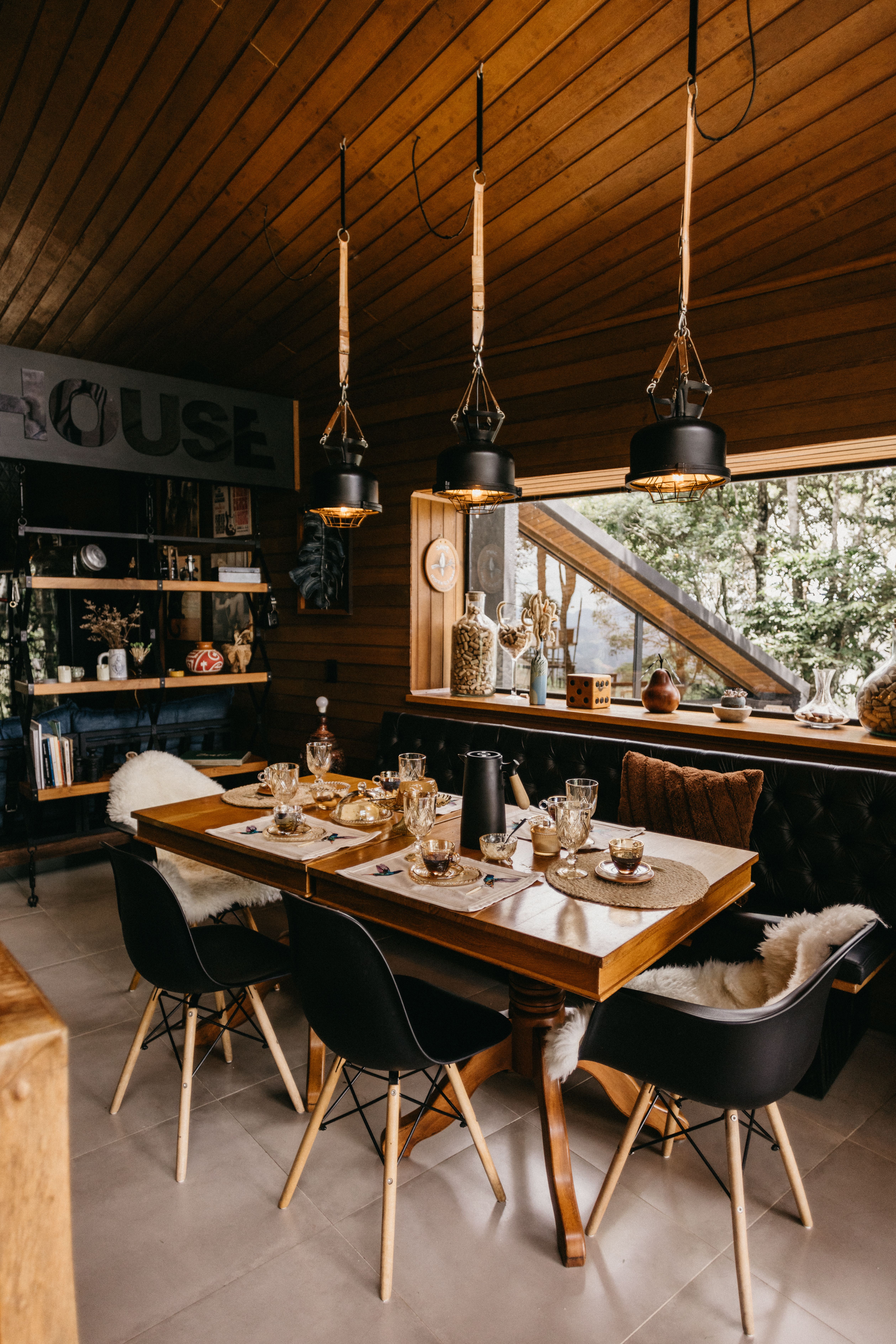 Cozy Dining Room with Wooden Interior Design · Free Stock Photo