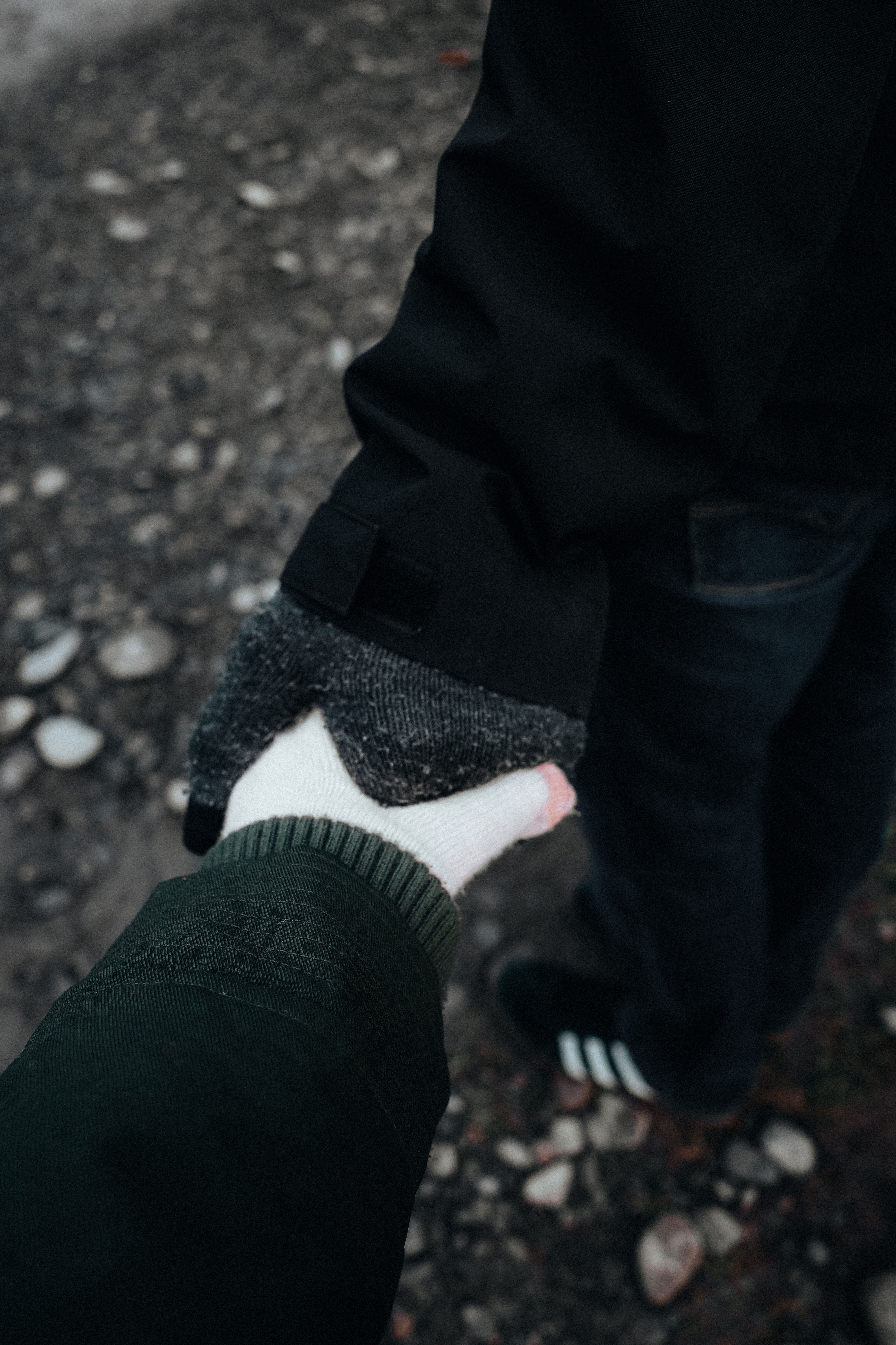 Online dating: starting a conversation on a niche platform