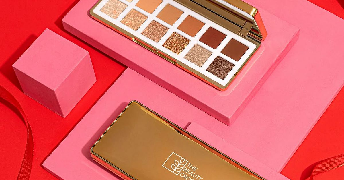 eyeshadows & luxurious eye shade palettes –... Luxury Eye Shadow Palette on Red Background · Free Stock Photo