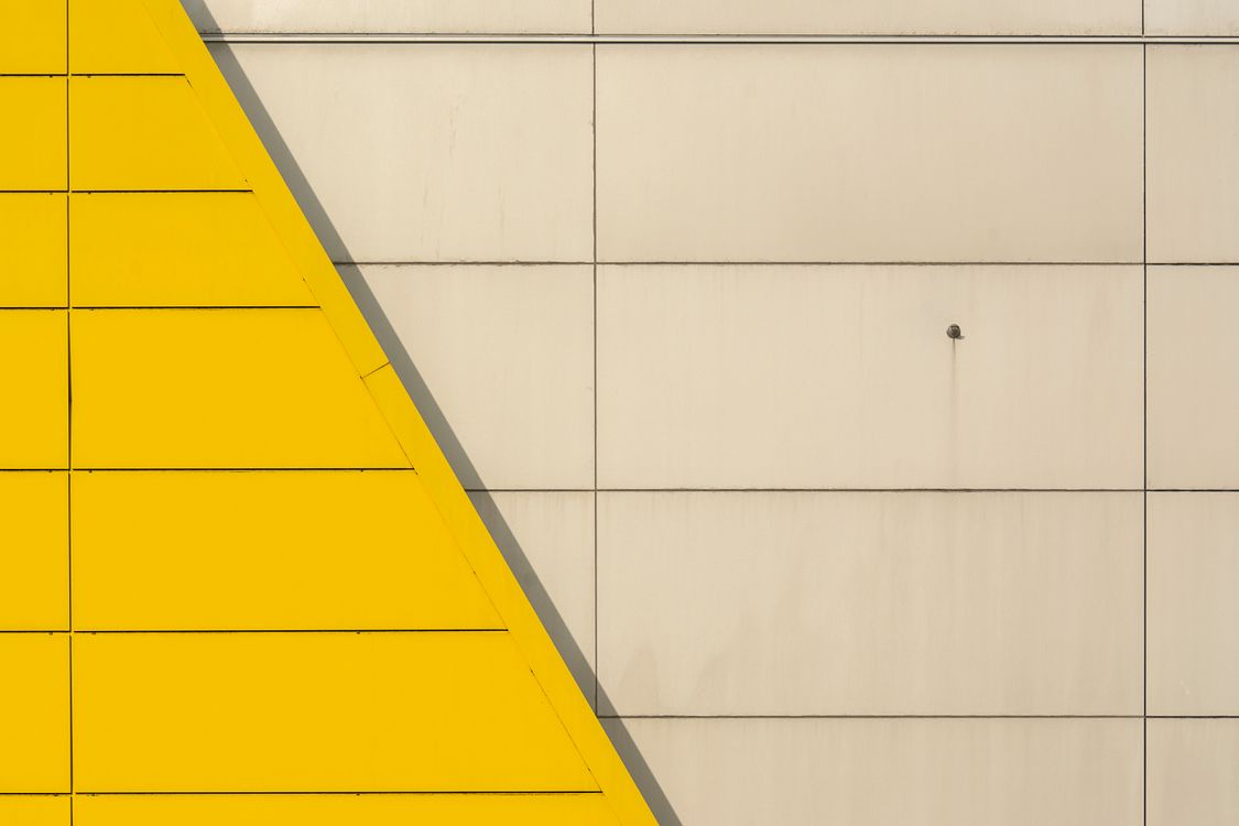 Fachada Moderna Minimalista Amarela E Cinza · Foto profissional gratuita