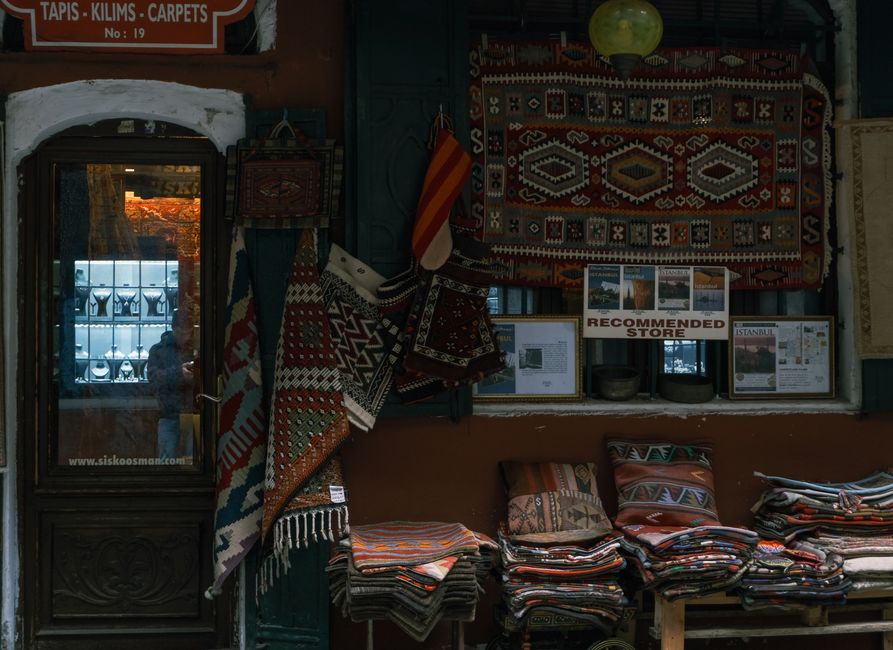 Karpet dan Kilim Turki: Keindahan yang Terpancar dari Setiap Tenunan Karpet dan Kilim Turki: Keindahan yang Terpancar dari Setiap Tenunan