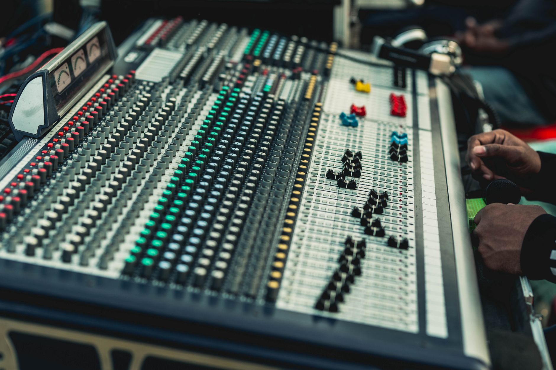 In the studio, IEMs provide critical detail and neutrality for mixing and mastering, ensuring accurate sound reproduction.